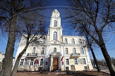 От городской ратуши до музея: как за 250 лет изменился облик самого узнаваемого здания в Витебске