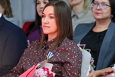 Женщин Могилевской области поздравили с Днем матери