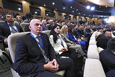 Лукашенко вместе с другими лидерами принял участие в ЕЭФ