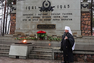\"Помня о прошлом, сохранять мир и согласие\". В Минске почтили память жертв геноцида