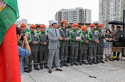 В Гомеле вручили путевку студотряду для работы на строительстве поликлиники