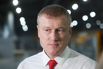 Гибко и эффективно. Как на Гродненском стеклозаводе выпускают сразу два вида продукции на одной линии