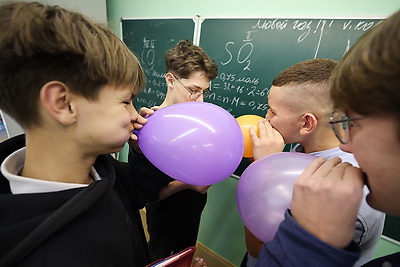 Наши учителя. Самое важное в профессии - любовь к делу и к детям