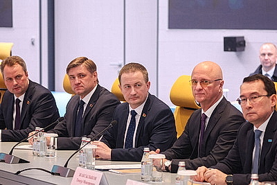 Турчин прибыл с официальным визитом в Казахстан