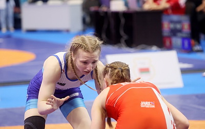 Чемпионки Беларуси по женской борьбе определились в Гомеле