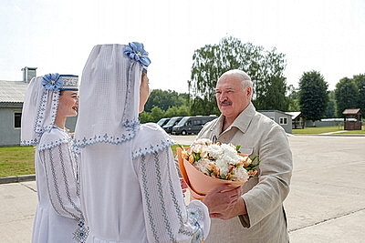 Лукашенко ознакомился с развитием в Беларуси козоводства