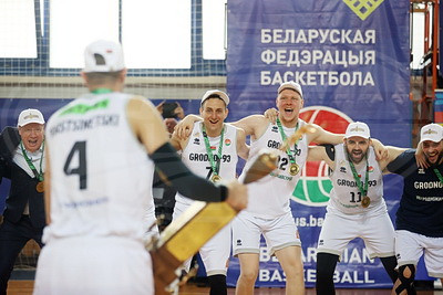 Баскетболисты \"Гродно-93\" спустя 21 год стали чемпионами Беларуси