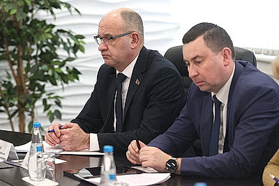 Герасимов провел прямую телефонную линию с жителями Гродненской области