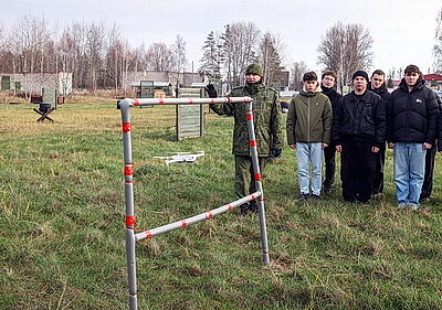 Полет нормальный. Первый набор операторов беспилотников завершает курс подготовки в БелГУТе