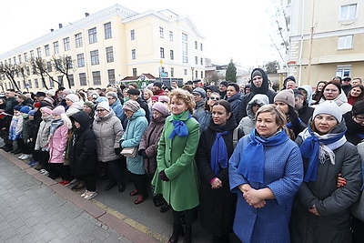 Мемориальную доску непокоренной подпольщице и партизанке Розалии Фридзон открыли в Барановичах