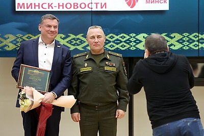 В Минске наградили журналистов за лучшее освещение в СМИ темы Вооруженных Сил и патриотического воспитания