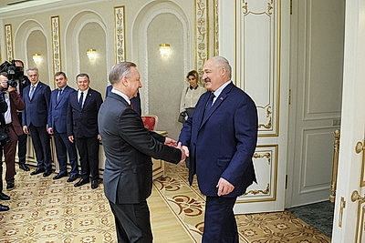 Лукашенко: сотрудничество с Санкт-Петербургом для Беларуси - приоритет приоритетов