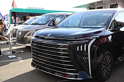 Масштабная выставка техники и множество развлечений. День машиностроителя празднуют в Бресте