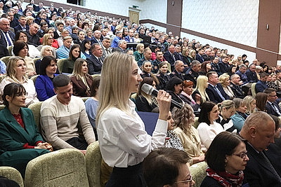 Книгу \"Наш Президент\" презентовали в Шклове