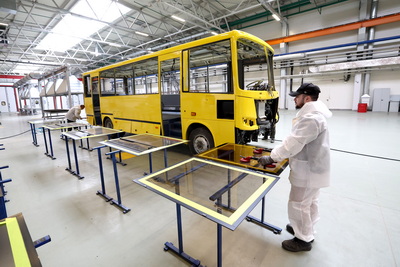 \"Наш технологический суверенитет\". Заработал новый автобусный завод МАЗ