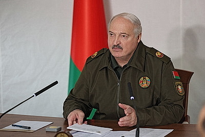 Лукашенко доложили о создании в Беларуси войск беспилотников