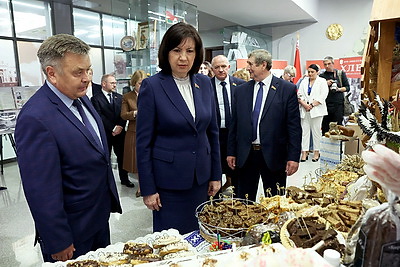 Экспозиция \"Хлеб - невидимая сила Победы\" открылась в Совете Республики