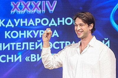 Сюрприз для участников. Как прошла жеребьевка конкурса молодых исполнителей на \"Славянском базаре в Витебске\"