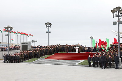 Белорусские военнослужащие принесли клятву на верность народу и Президенту