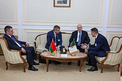 Переговоры президентов Беларуси и Алжира прошли в расширенном составе