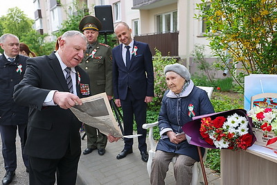 В Гродно поздравляют ветеранов с наступающим Днем Победы