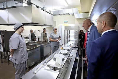 Новая школа на 510 мест открылась в Островце