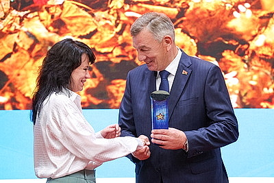 \"Выражение любви к родной земле\". Назаров о конкурсе фотографий среди организаций Управделами Президента