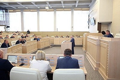 Заседание второй сессии Совета Республики состоялось в Минске