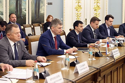 Высокотехнологичность, инвестиции, услуги. Чеботарь о точках роста взаимной торговли Беларуси и России