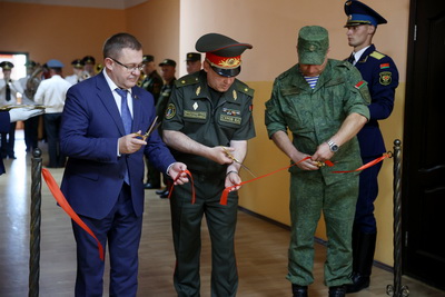 Класс подготовки операторов БПЛА открыли в артиллерийской бригаде в Бресте
