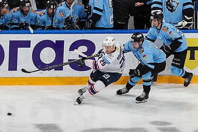 Хоккеисты \"Динамо\" разгромили \"Ладу\" в матче регулярного чемпионата КХЛ