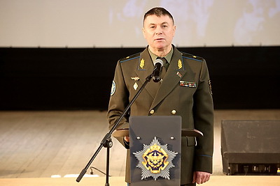 Детские пожелания военным. В Минске стартовала республиканская акция \"Мое письмо солдату\"