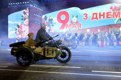 Генеральная репетиция военного парада прошла у стелы \"Минск - город-герой\"