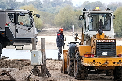 В Мозыре завершается строительство нового моста через Припять