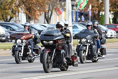 Мотопарад H.O.G. Rally Minsk стартовал от Кургана Славы в праздничный Минск