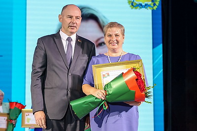 Более 160 тыс. учащихся сядут за парты 1 сентября в Минской области