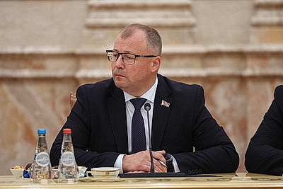 О смыслах Дня народного единства. Лукашенко проводит большую встречу с идеологическим активом и экспертами