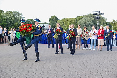 В Брестской крепости участники \"Поезда Памяти\" почтили память погибших на войне