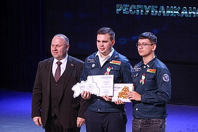 В Бресте состоялась церемония закрытия третьего трудового семестра