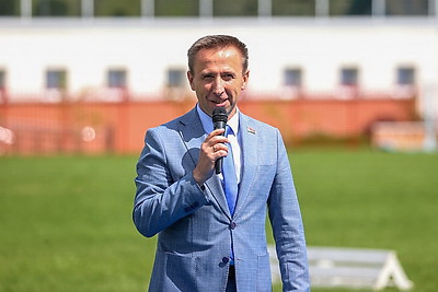 Один из главных стартов сезона: Кубок СНГ по конному троеборью начался в Ратомке