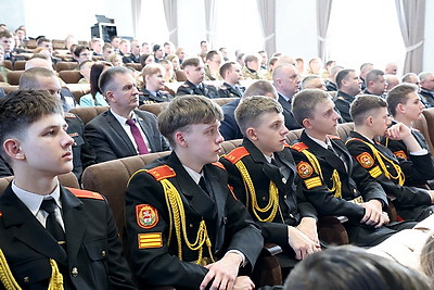 Пятеро жителей Витебской области стали лауреатами акции \"Гражданское мужество\" за помощь милиции