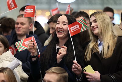 В Минске на \"Марафоне единства\" состоялся караоке-батл \"Код ДНК\"