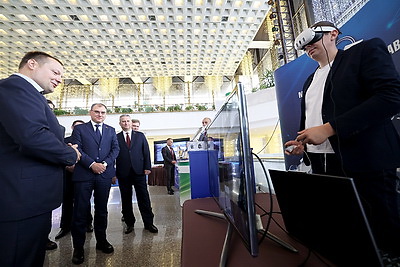 Каранкевич вручил премии правительства за достижения в области качества