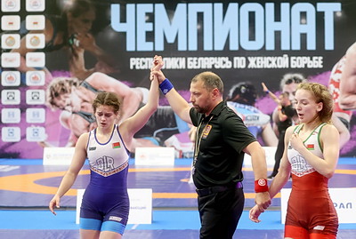 Чемпионки Беларуси по женской борьбе определились в Гомеле