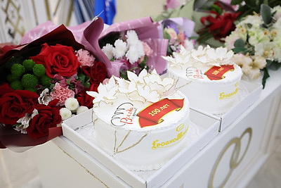 100-летних сестер-близнецов чествовали в Волковыске