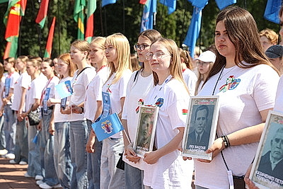 Маршем Победителей стартовали Дни молодежи в фестивальном Витебске