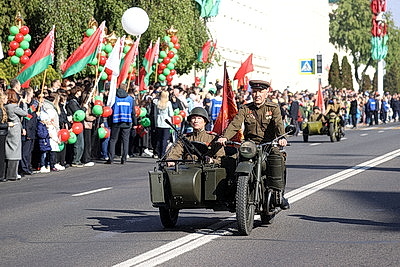 Парад Победы и шествие \"Беларусь помнит\". Брест отмечает 9 Мая