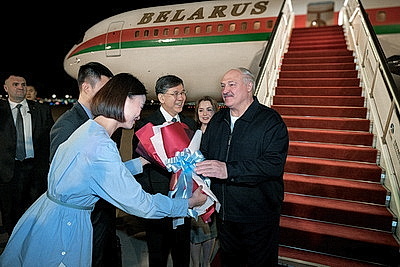Лукашенко прибыл с визитом в Китай