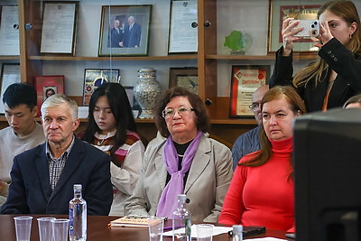 На \"Лістападзе\" состоялась презентация книги \"Смотри и помни. Великая Отечественная война в белорусском кино\"