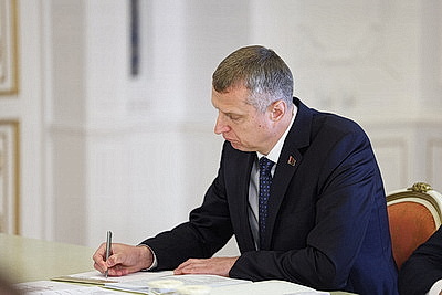 Лукашенко согласовал назначение руководителей в местных органах власти